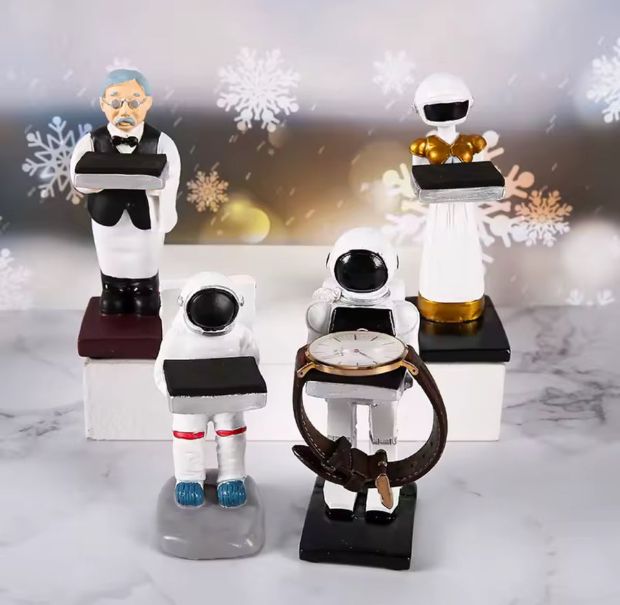 Astronaut Housekeeper Servant Watch Organizer Watch Holder Display Stand Glasses Dog Watch Stand